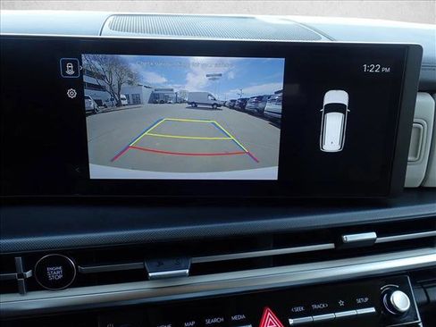 Used 2025 Hyundai Santa Fe SE image 18