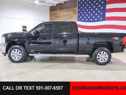 Used 2014 Chevrolet Silverado 2500 LTZ w/ LTZ Plus Package AWD/4WD image 9