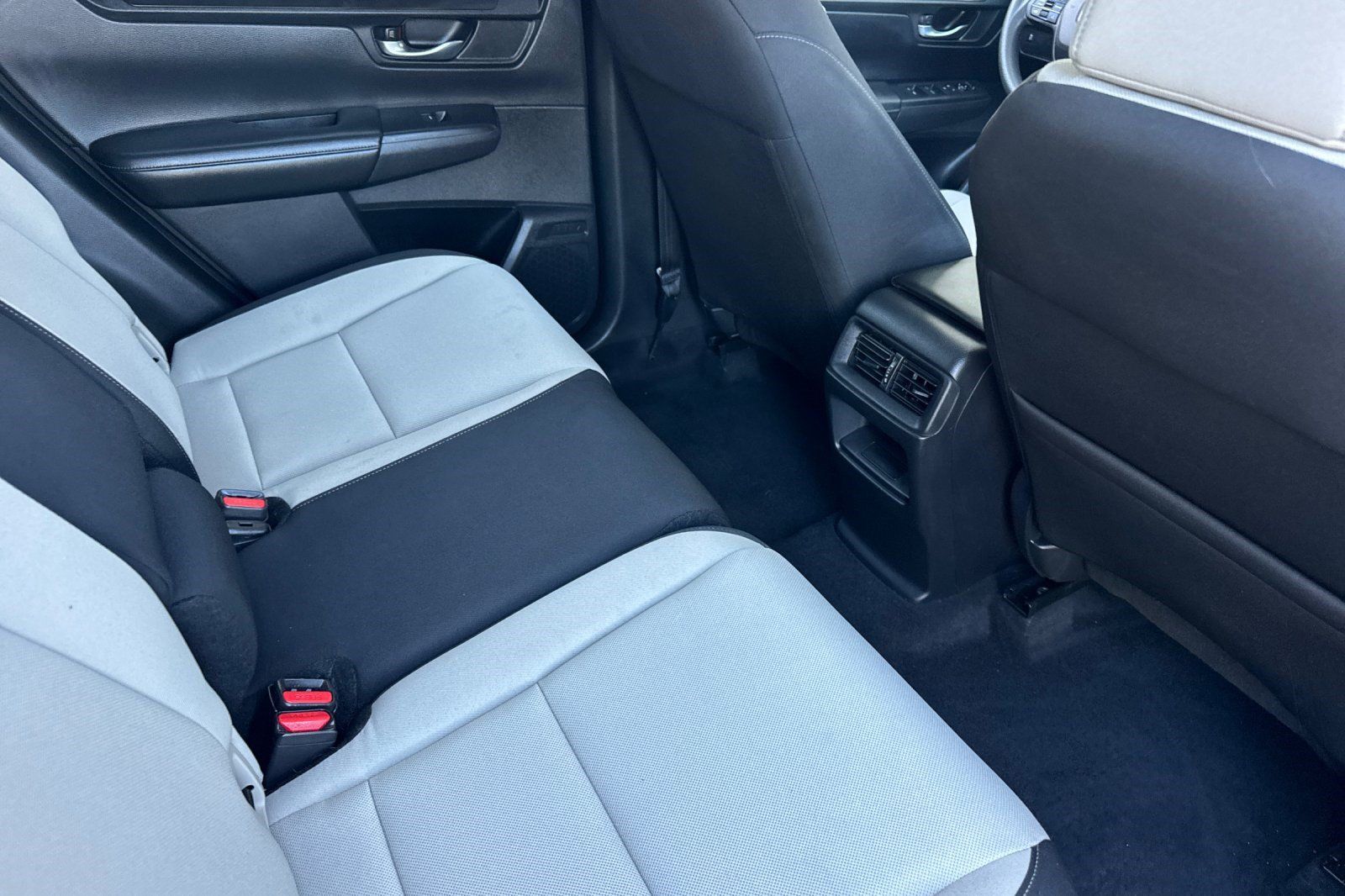 Used 2023 Honda CR-V EX image 32