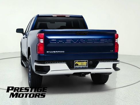 Used 2023 Chevrolet Silverado 1500 LT AWD/4WD image 7