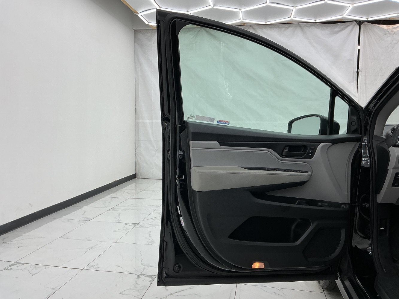 Used 2019 Honda Odyssey EX-L image 18