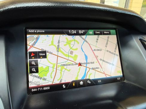 Used 2012 Ford Focus Titanium image 32