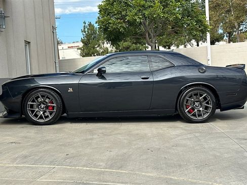 Used 2018 Dodge Challenger R/T Scat Pack w/ Leather Interior Group image 9