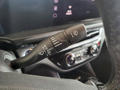 Used 2024 Buick Envista Sport Touring w/ Convenience I Package image 23