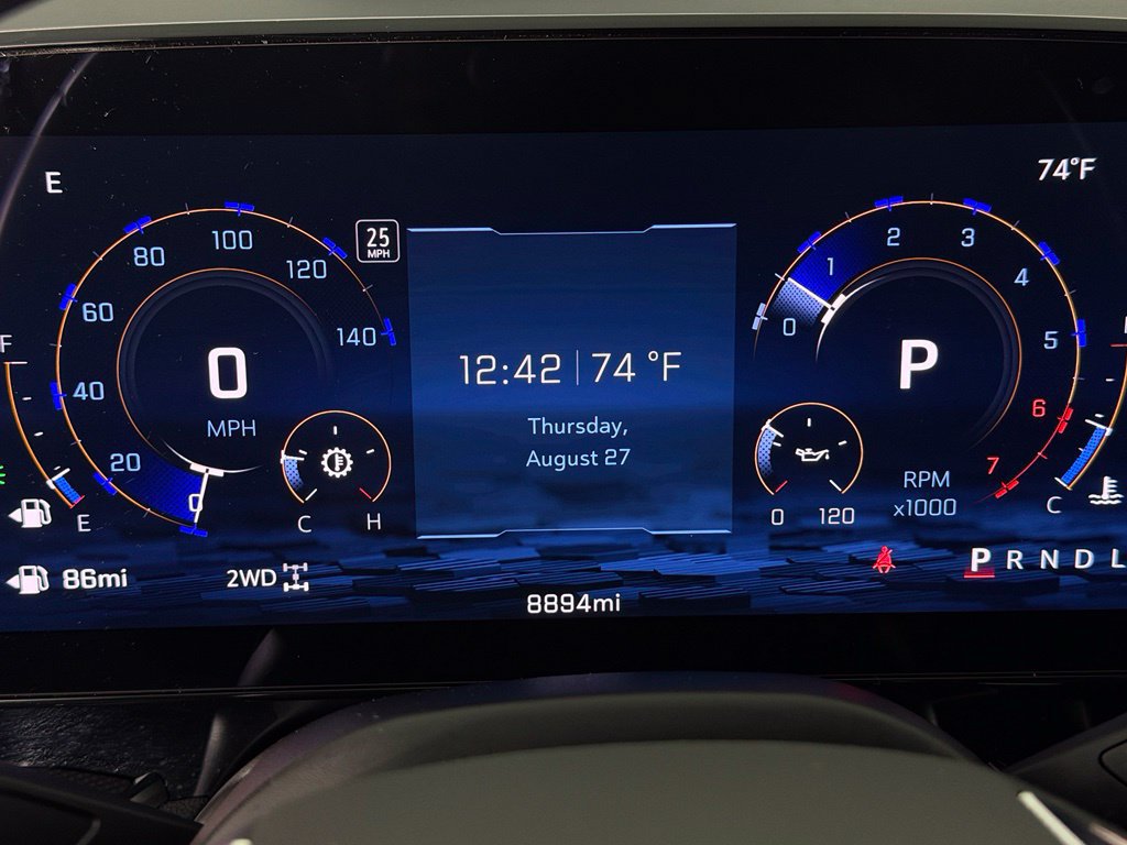 Used 2026 Chevrolet Suburban RST AWD/4WD image 16