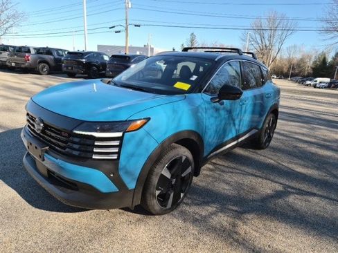 New 2026 Nissan Kicks SR image 5