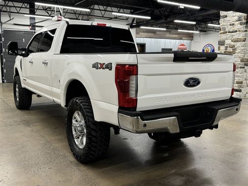 Used 2017 Ford F350 Lariat w/ Lariat Ultimate Package AWD/4WD image 10