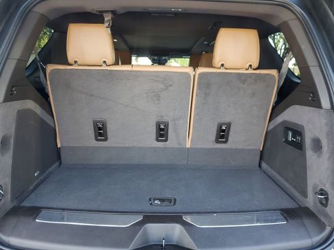 Used 2021 Cadillac Escalade Sport image 15