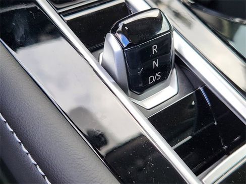 New 2026 Volkswagen Atlas SEL Premium R-Line image 20