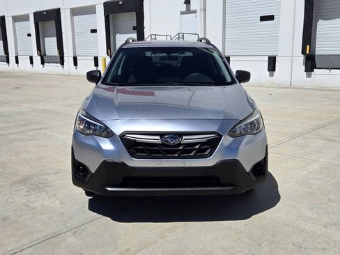 Used 2021 Subaru Crosstrek 2.0i AWD/4WD image 2