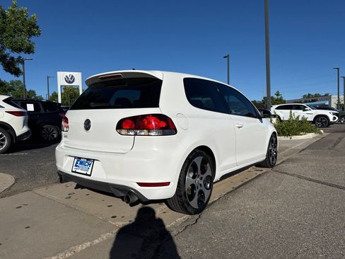 Used 2011 Volkswagen Golf 2-Door FWD image 5