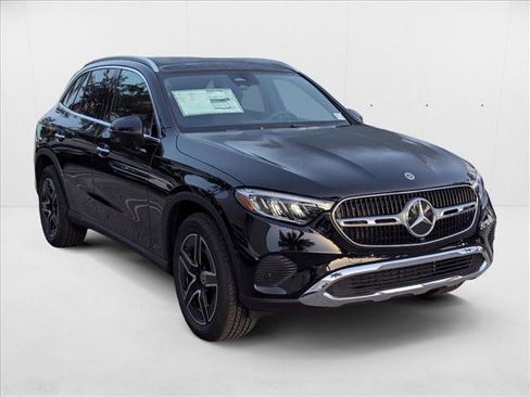 Used 2026 Mercedes-Benz GLC 300 GLC 300 image 6