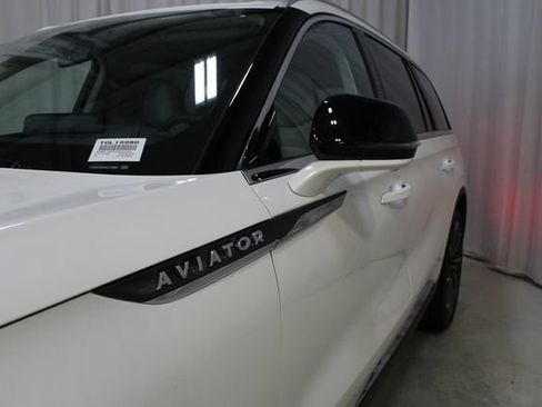 New 2026 Lincoln Aviator Reserve AWD/4WD image 63