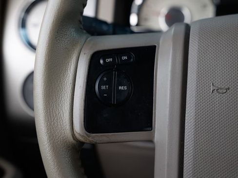 Used 2014 Ford Expedition EL Limited w/ Equipment Group 301A image 32