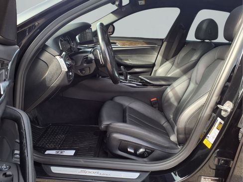 Used 2018 BMW 530i image 12