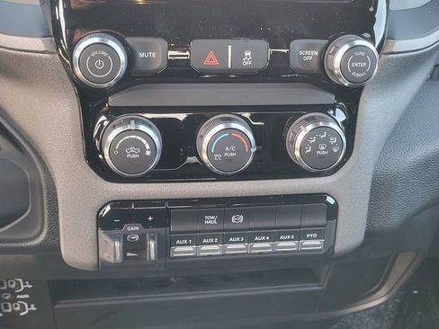 New 2026 RAM 3500 Tradesman AWD/4WD image 17