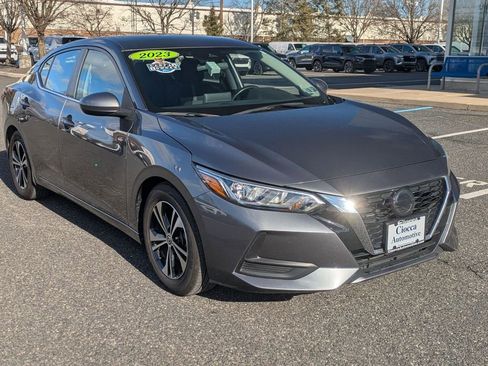 Used 2023 Nissan Sentra SV image 3