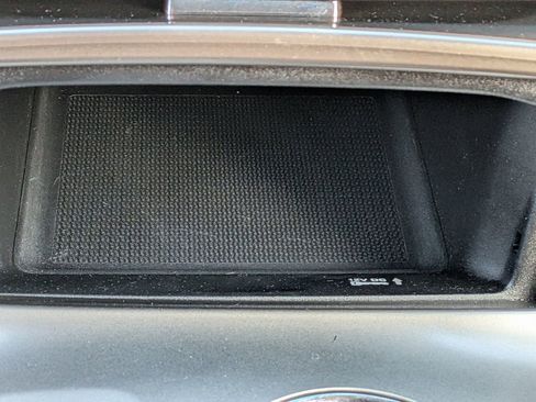 Used 2013 Jeep Grand Cherokee Overland w/ Advance Technology Group image 21