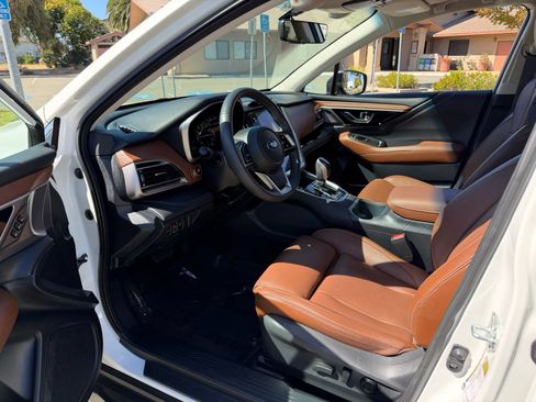Used 2022 Subaru Outback Touring XT AWD/4WD image 12