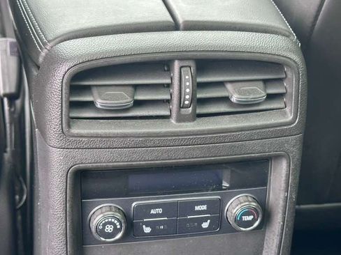 Used 2020 Buick Envision Essence AWD/4WD image 19