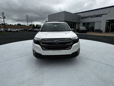 New 2026 Subaru Forester Premium AWD/4WD image 2