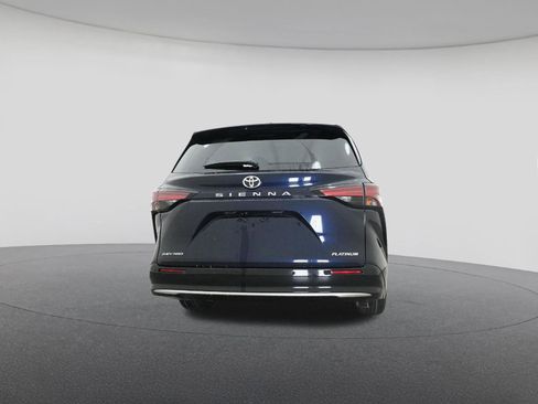 New 2026 Toyota Sienna Platinum image 23