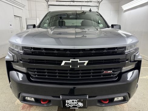 Used 2021 Chevrolet Silverado 1500 LT Trail Boss w/ Bed Protection Package image 2