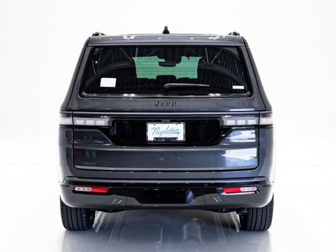 New 2026 Jeep Grand Wagoneer Limited AWD/4WD image 32