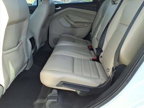 Used 2019 Ford Escape SEL image 17