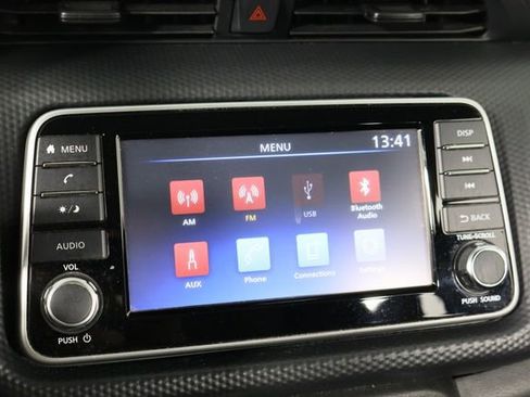 Used 2021 Nissan Kicks S image 29