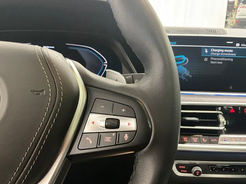 Used 2023 BMW X5 xDrive45e w/ Luxury Seating Package image 16