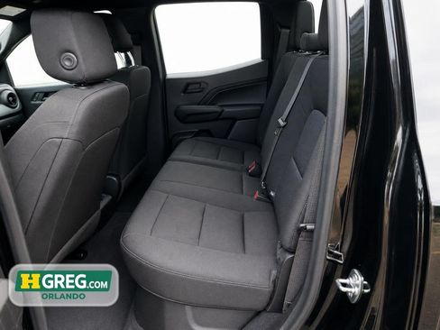 Used 2024 Chevrolet Colorado W/T RWD image 16