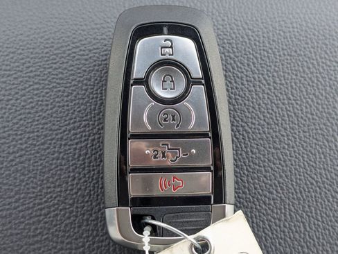 New 2025 Ford F150 Lariat w/ Equipment Group 502A High image 32