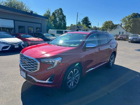 Used 2019 GMC Terrain Denali w/ Advanced Safety Package image 2