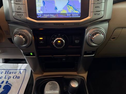 Used 2012 Toyota 4Runner SR5 w/ Premium Pkg image 17