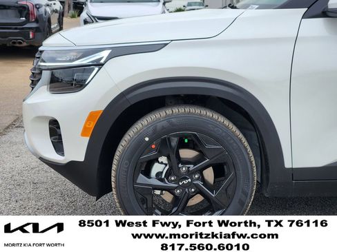 New 2026 Kia Seltos EX FWD image 5