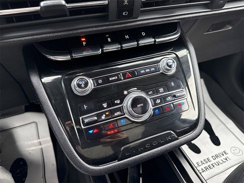 Used 2020 Lincoln Corsair Reserve w/ Equipment Group 201A image 34