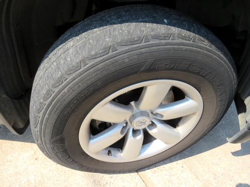 Used 2015 Nissan Armada SV image 21