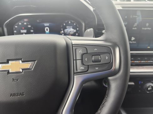 Used 2024 Chevrolet Silverado 1500 LTZ AWD/4WD image 13
