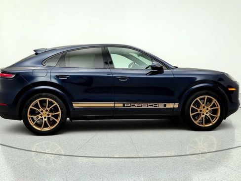 Used 2024 Porsche Cayenne Coupe w/ Premium Package Plus AWD/4WD image 4