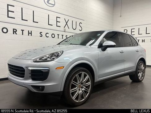 Used 2018 Porsche Cayenne AWD/4WD image 9