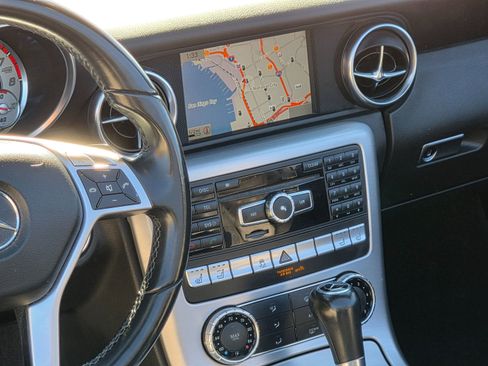 Used 2013 Mercedes-Benz SLK 250 w/ Premium I Pkg image 14