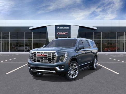 New 2026 GMC Yukon XL Denali w/ Denali Reserve Package image 8