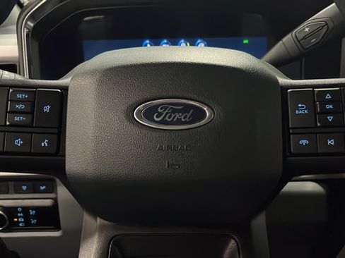 Used 2024 Ford F350 XLT w/ XLT Premium Package AWD/4WD image 16
