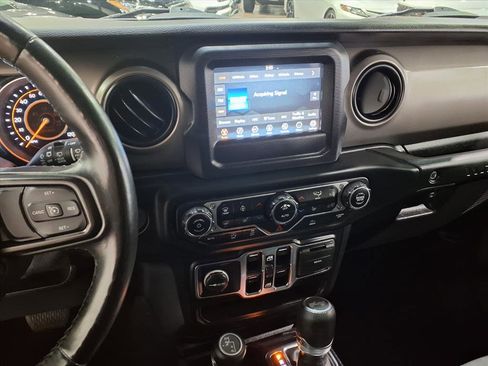 Certified 2021 Jeep Wrangler Sport image 10