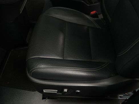 Used 2020 Toyota Sienna SE FWD image 37