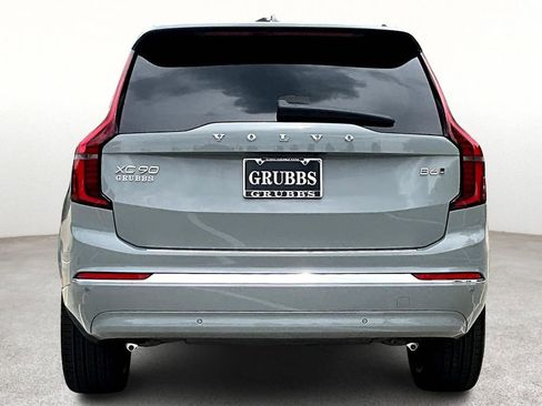 New 2026 Volvo XC90 B6 Plus w/ Protection Package Premier AWD/4WD image 7