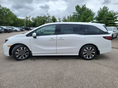 New 2026 Honda Odyssey Elite image 16