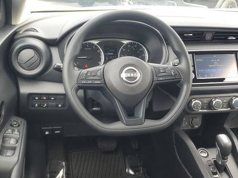 Certified 2025 Nissan Kicks Play S FWD image 11