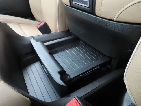 Used 2023 Chevrolet Tahoe Premier w/ Advanced Technology Package image 27